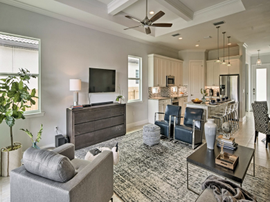 Naples Luxury Close to Vanderbilt Beach